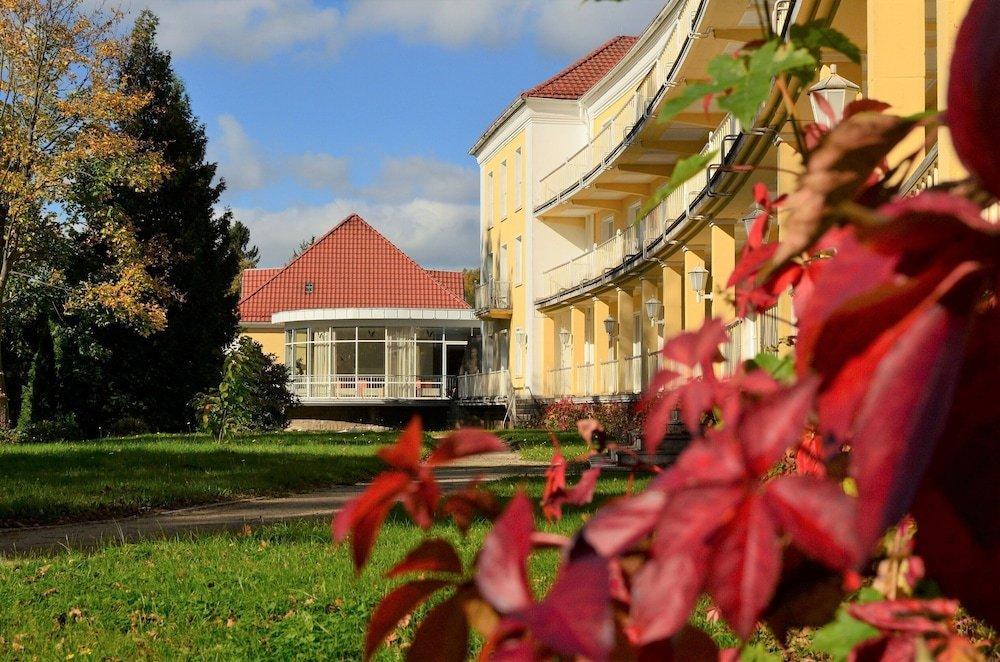 Akzent Hotel Am Burgholz Табарц Экстерьер фото