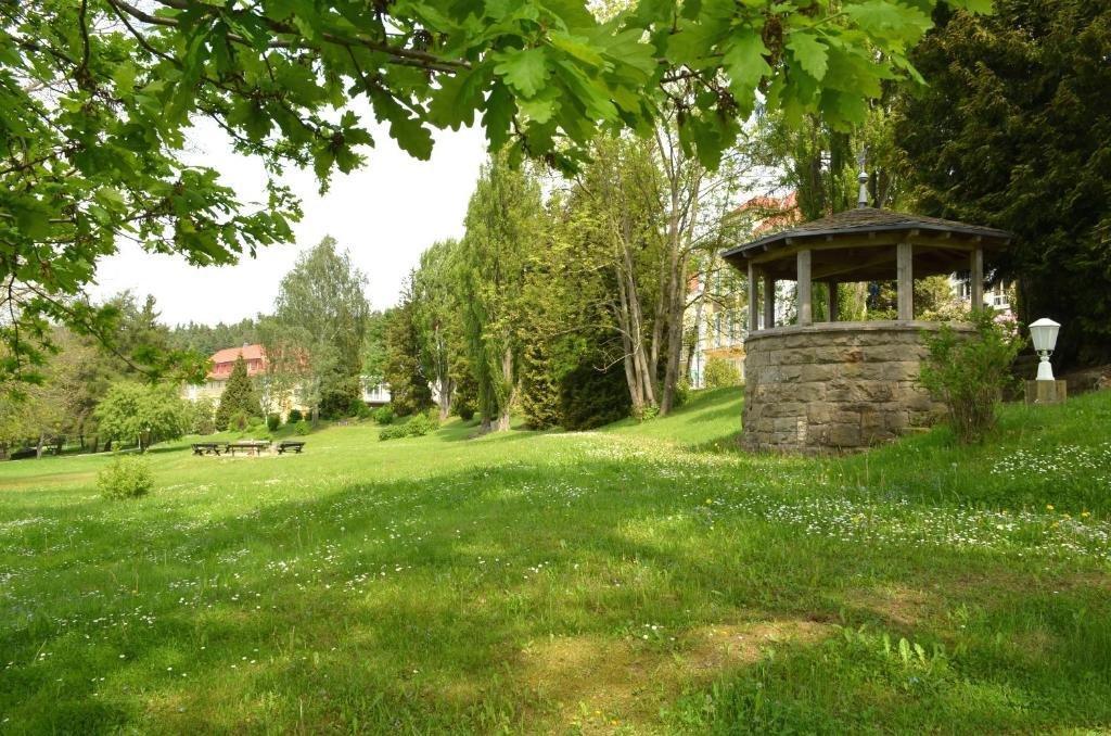 Akzent Hotel Am Burgholz Табарц Экстерьер фото