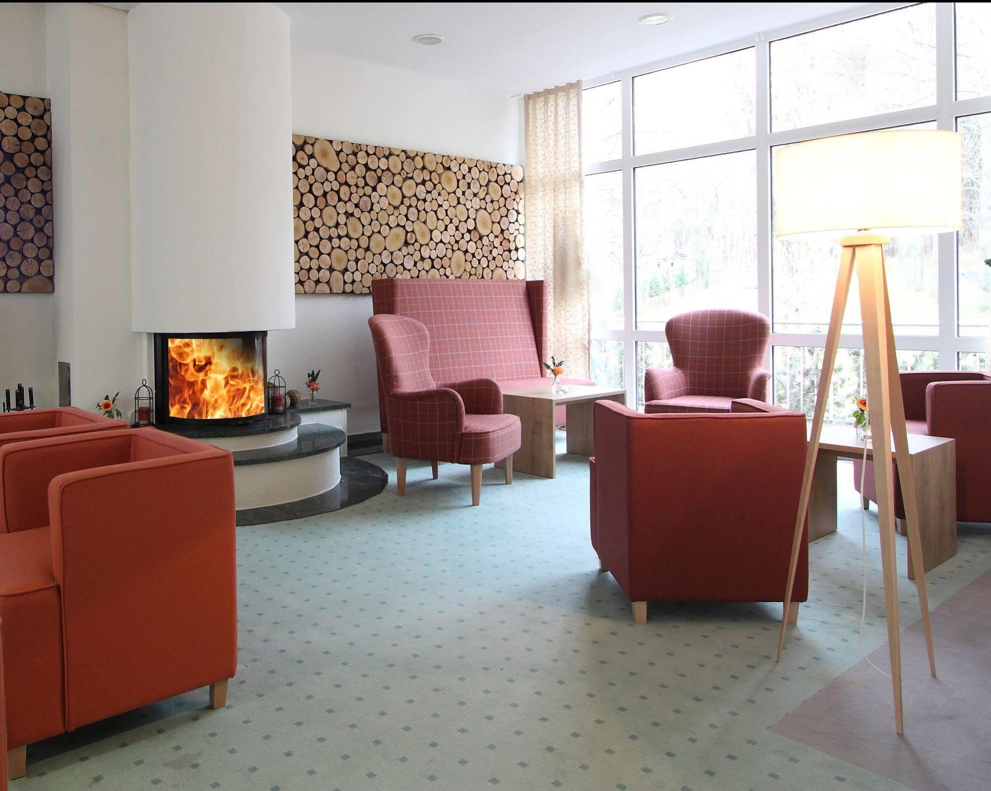 Akzent Hotel Am Burgholz Табарц Экстерьер фото