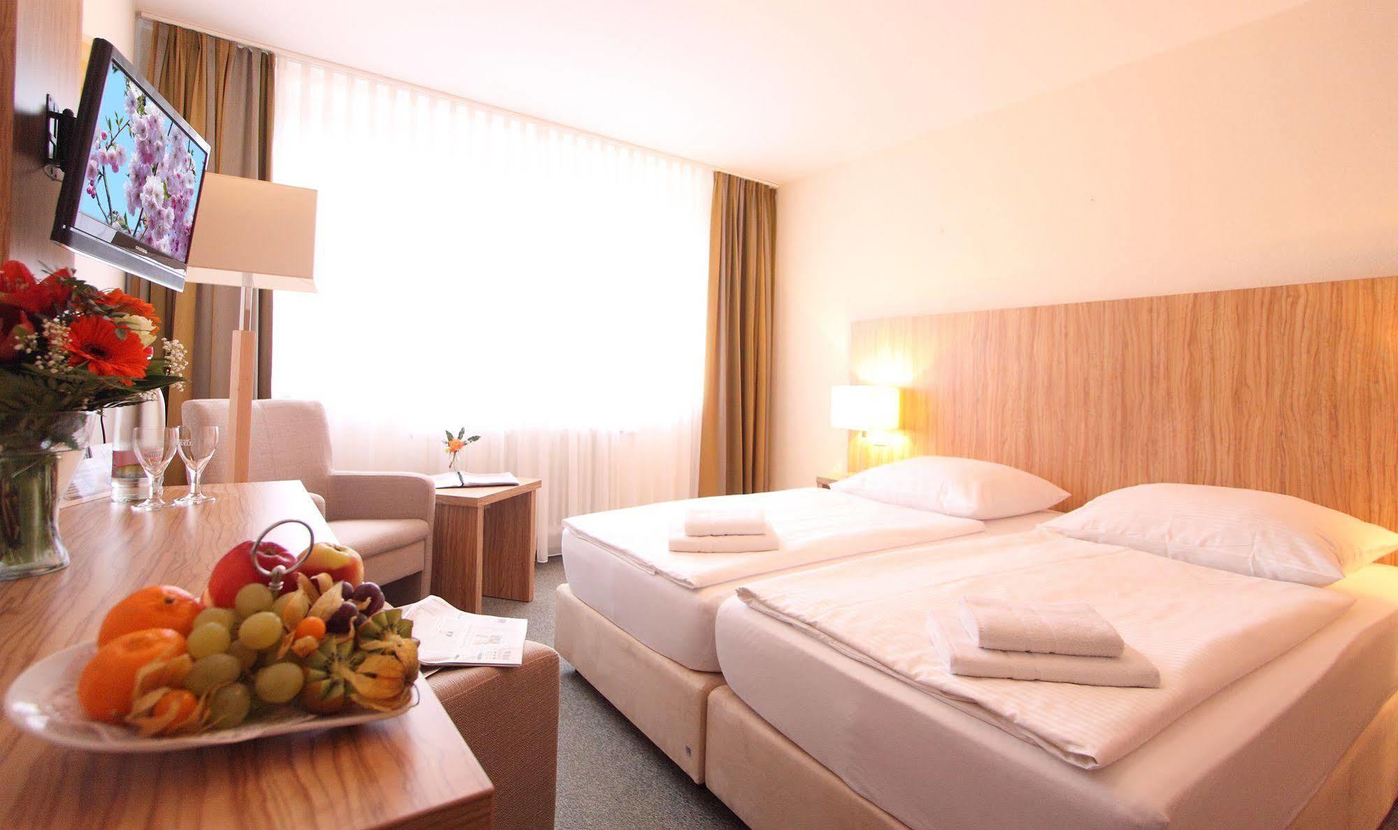 Akzent Hotel Am Burgholz Табарц Экстерьер фото